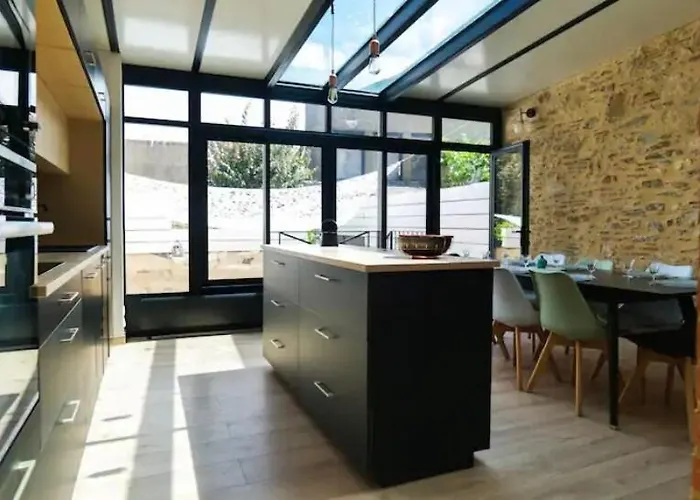 La Maison Pti Pierre, 3 Suites, Proche Plage, Gare Affittacamere