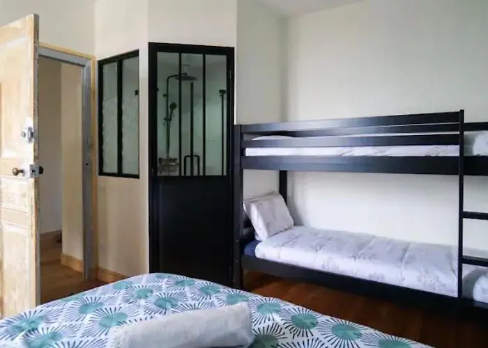 Guest house La Maison Pti Pierre, 3 Suites, Proche Plage, Gare Les Sables-d'Olonne